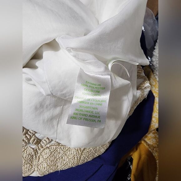 Lilly Pulitzer - Picture 5 of 9